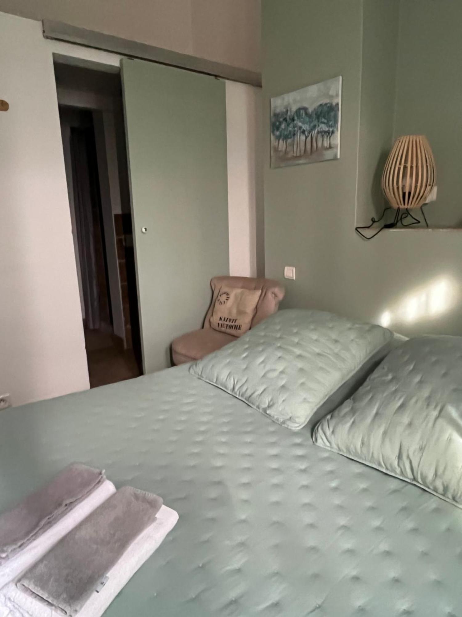 Maison D'Hotes Bastide St Victor A 2,5 Kilometres De Lourmarin Puyvert ภายนอก รูปภาพ