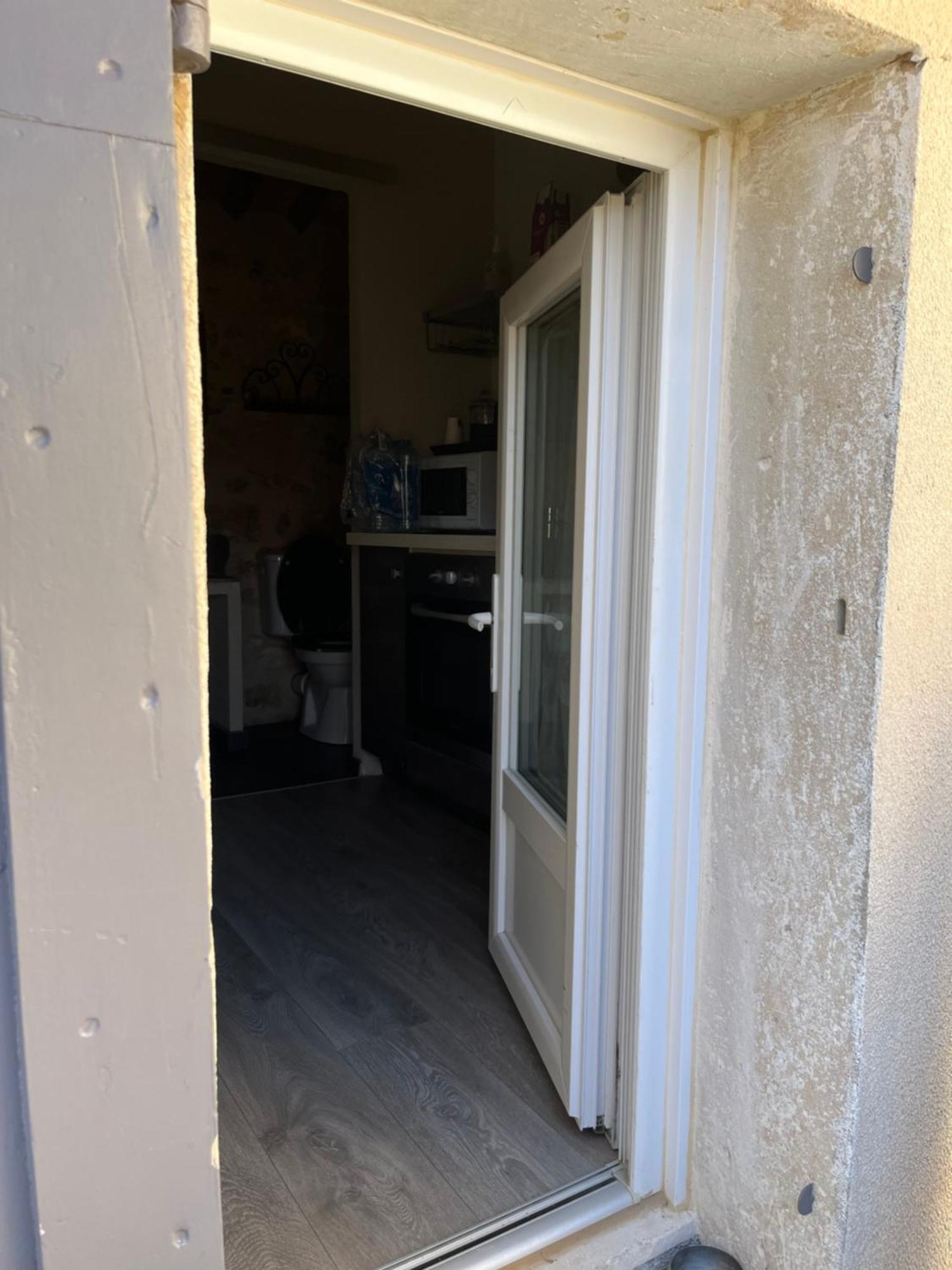 Maison D'Hotes Bastide St Victor A 2,5 Kilometres De Lourmarin Puyvert ภายนอก รูปภาพ