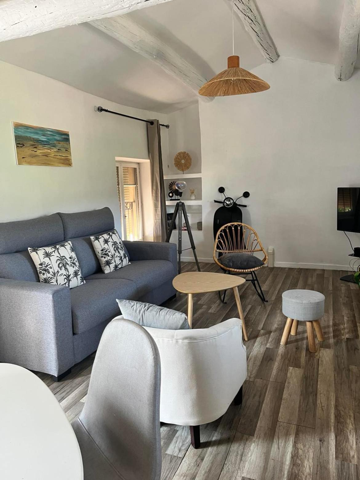 Maison D'Hotes Bastide St Victor A 2,5 Kilometres De Lourmarin Puyvert ภายนอก รูปภาพ
